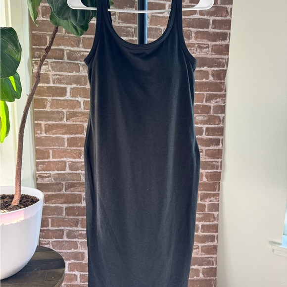 Vuori Halo Essential Dress  Women’s DreamKnit Dress - Picture 3 of 4